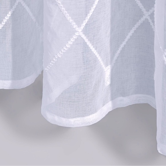 Curtain Panels - Picture 4 of 7